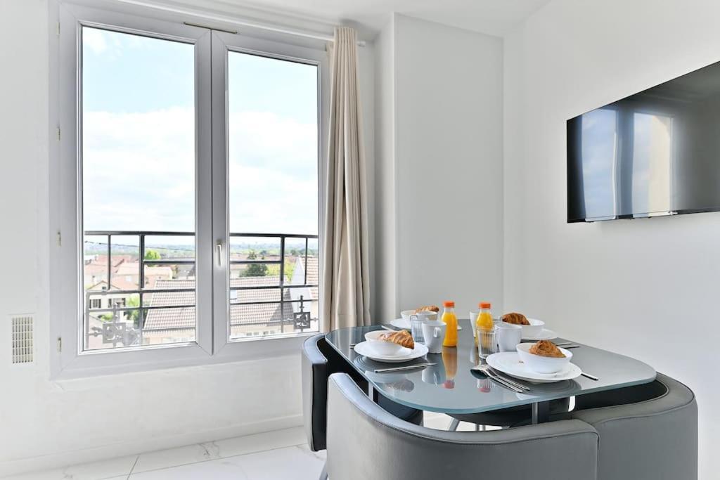 Magnifique 2 Pieces Aux Portes De Paris Gagny Exterior photo